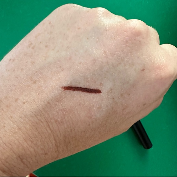 Aurora Intensely Precise Eyeliner in Espresso - Picture 3 of 6